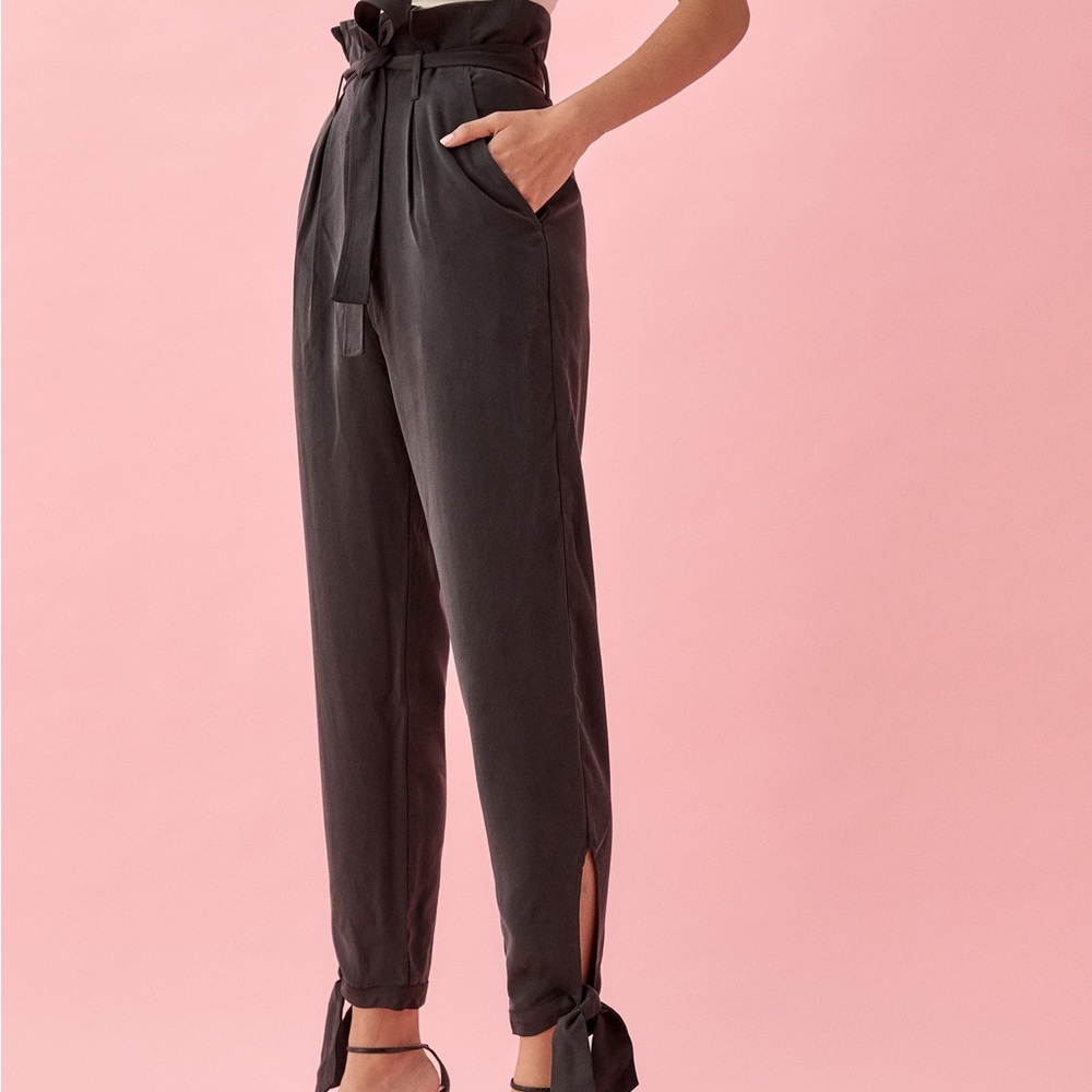 Reformation Avalon pants Size 10